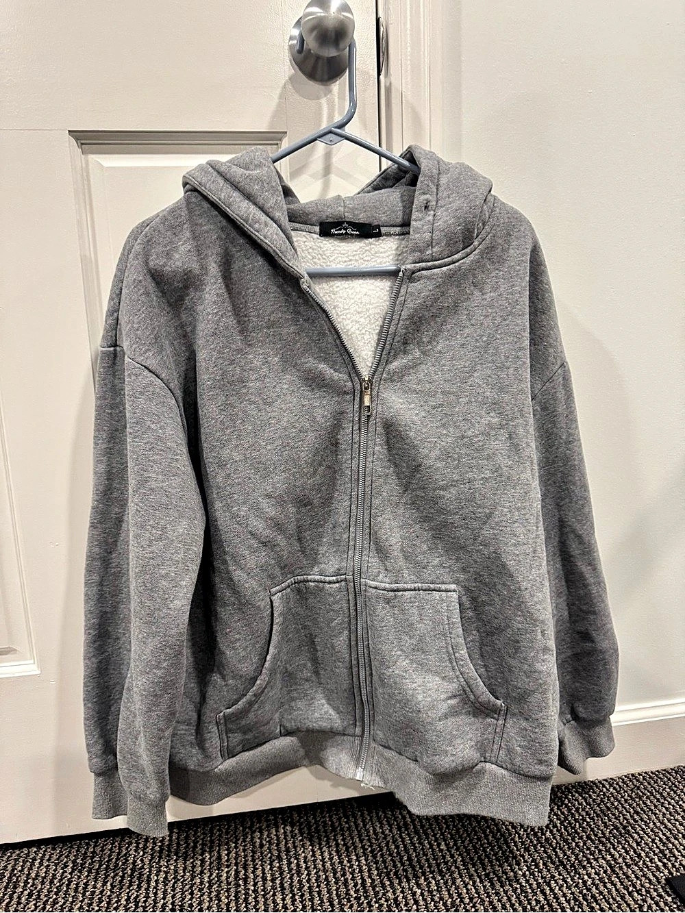 Trendy Queen Zip-Up Hoodie in Gray Size Large Like New